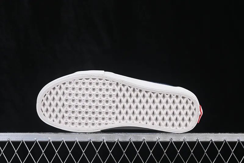 All categories Vans Vans series Vans Low Vans Skate Skool Vans low-top casual sports skateboard shoes VN0A5FCF6F6